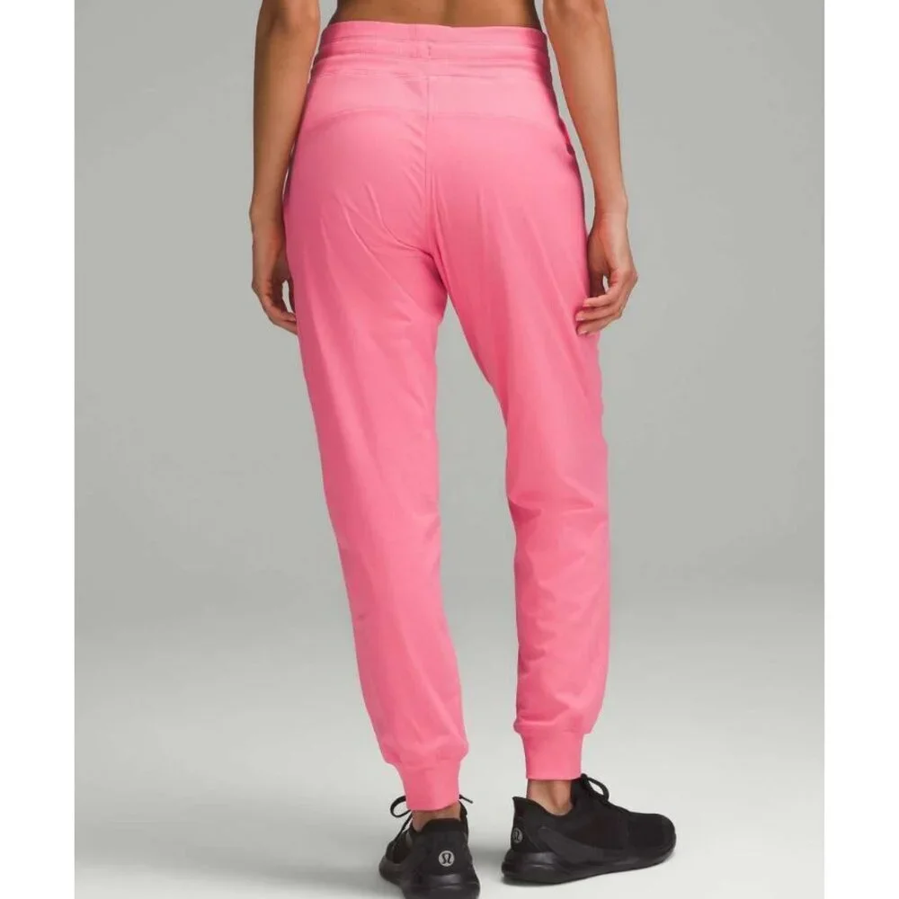 Lululemon Dance Studio Mid-Rise Jogger *Full Length Sakura Pink Size 6 - Picture 2 of 8